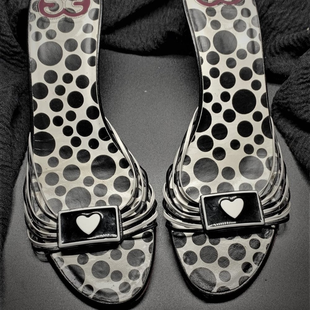 VERO CUOIO POLKA DOT SANDALS